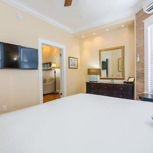 King Room Amelia Suite